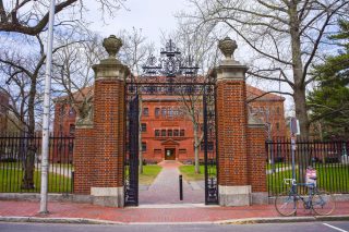 harvard-yard via Shutterstock