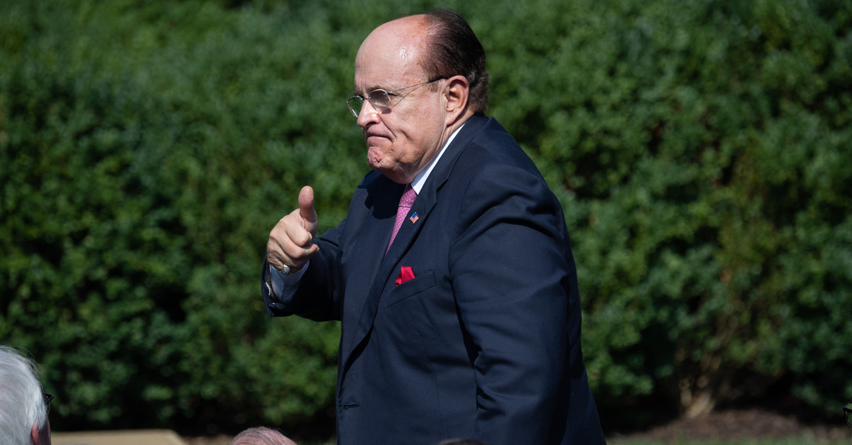 Giuliani Thumbs