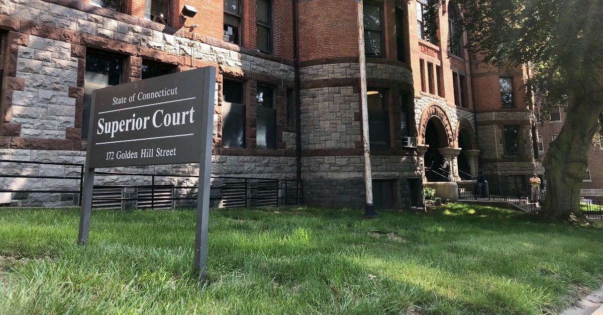 The front steps of the Connecticut Superior Court in Bridgeport appear in a file Law&Crime file photo. (Image via Aaron Keller/Law&Crime.)
