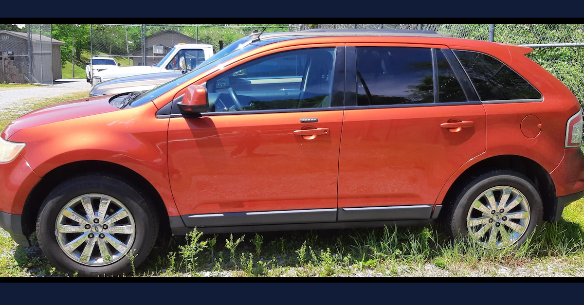 An image provided by the Williamson County, Tenn. Sheriff's Office shows the 2007 Ford Edge that Vicky and Casey White allegedly drove during the early hours of their escape.