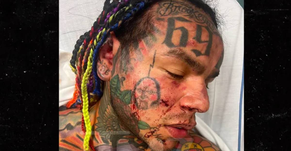 Rapper Tekashi 6ix9ine was wounded in an attack in a gym in Florida. (TMZ)