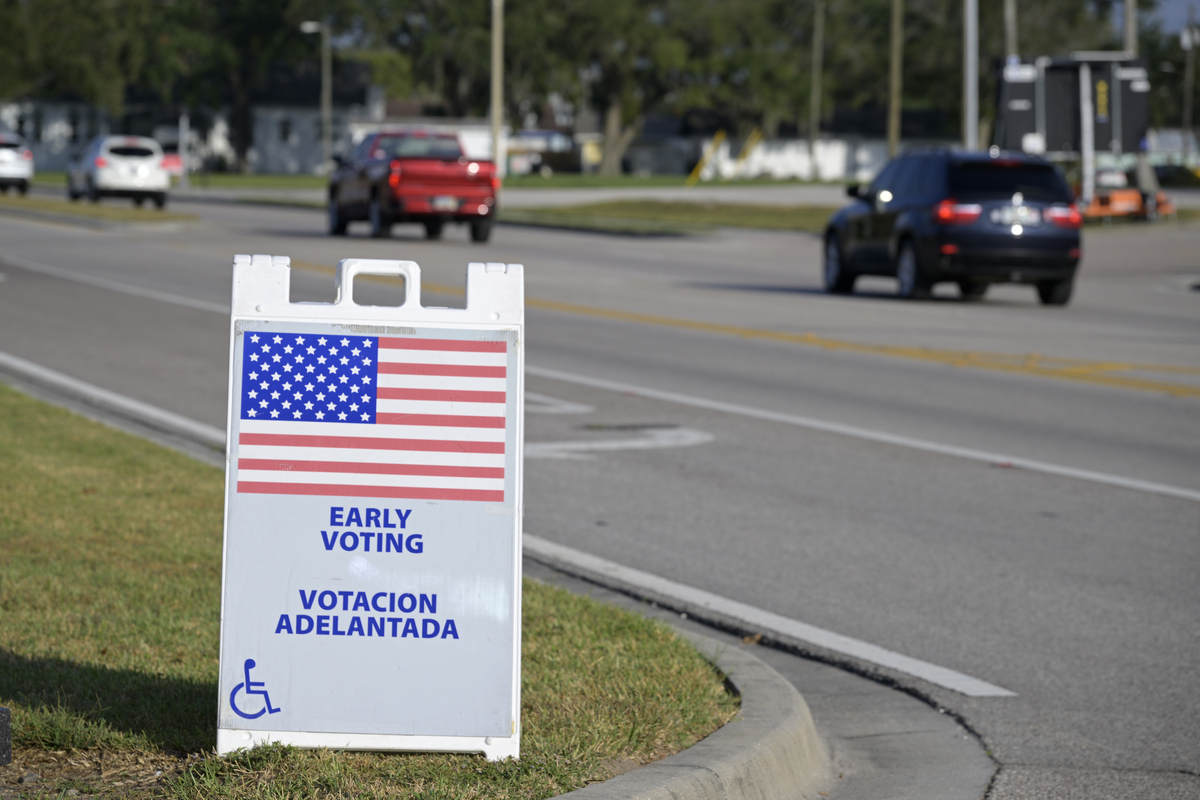 A voting sign in Florida