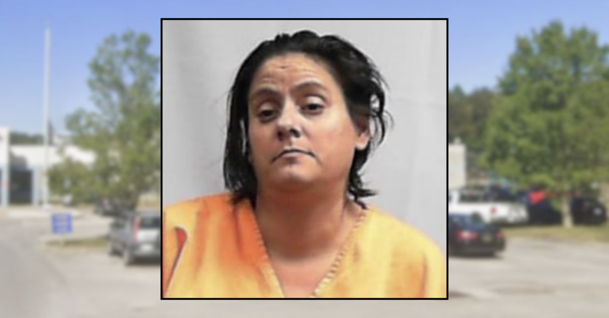 Mom arrested after kids called 911 