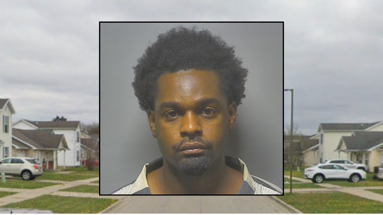 Inset: Dejuan Outland (Saginaw County Sheriff's Office). Background: The area in Michigan where Outland allegedly killed his son last year (Google Maps).